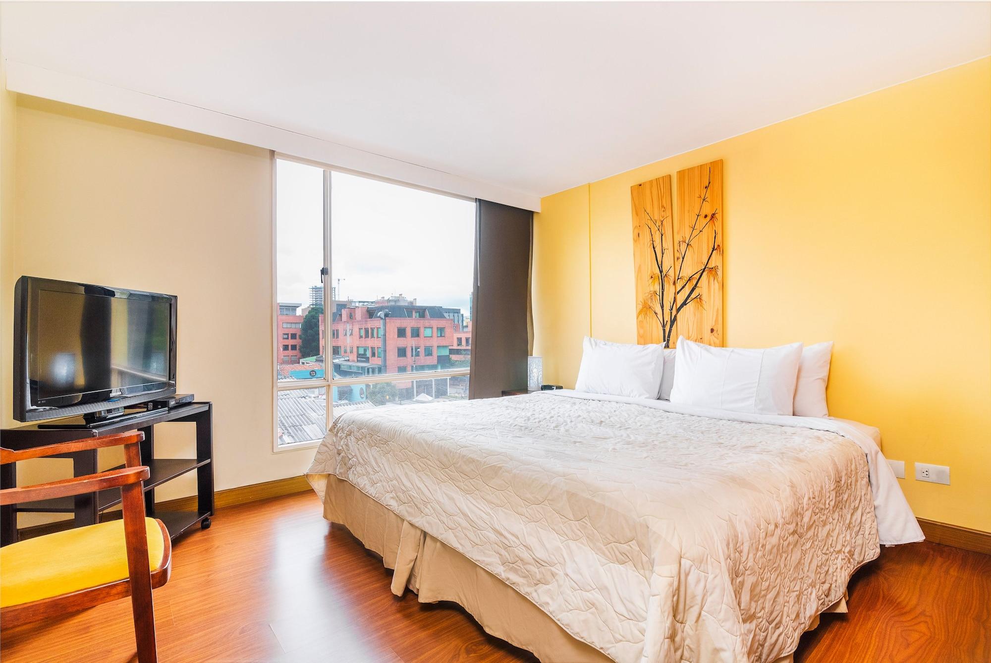Lloyds Apartasuites Parque 93 Богота Екстериор снимка