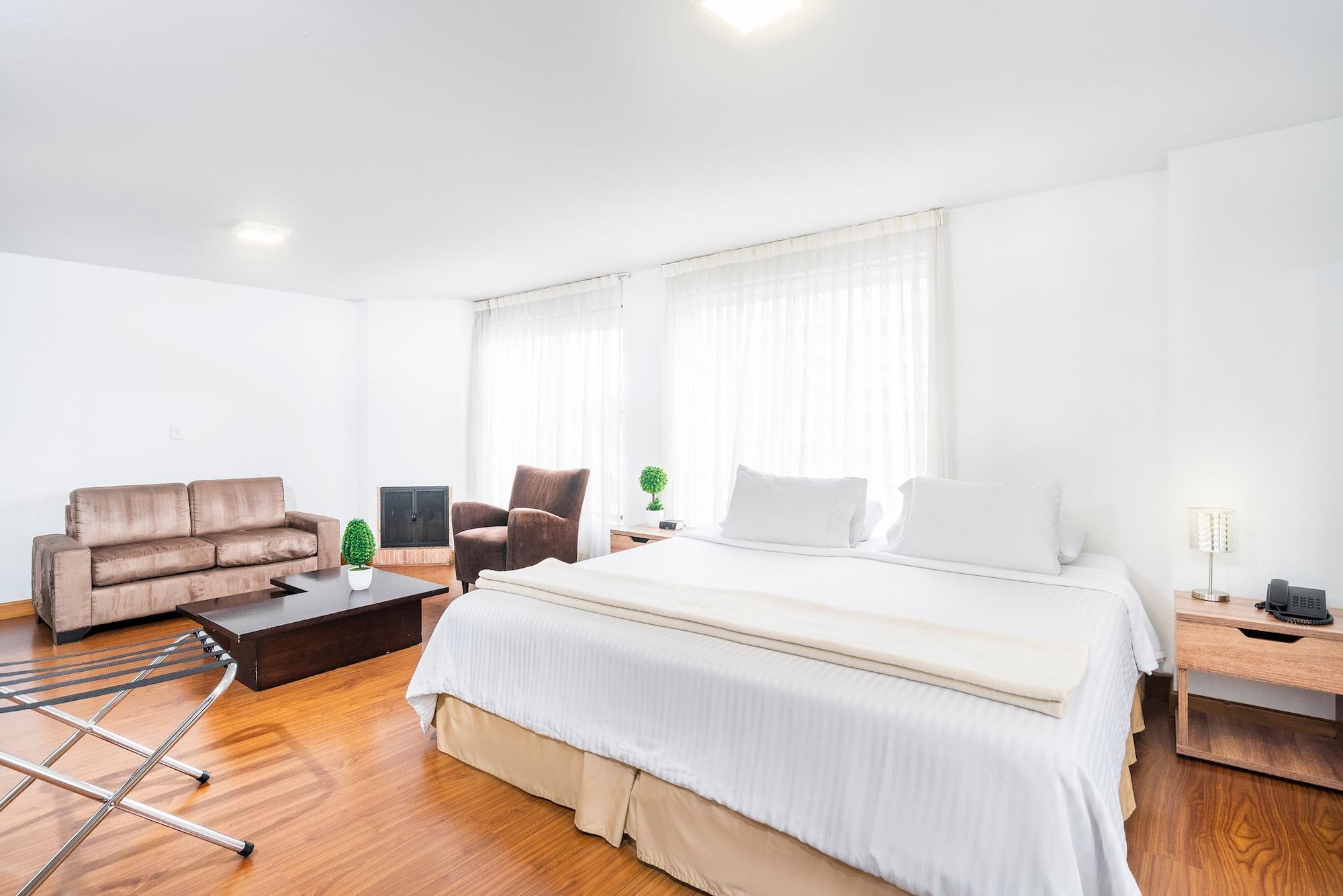 Lloyds Apartasuites Parque 93 Богота Екстериор снимка