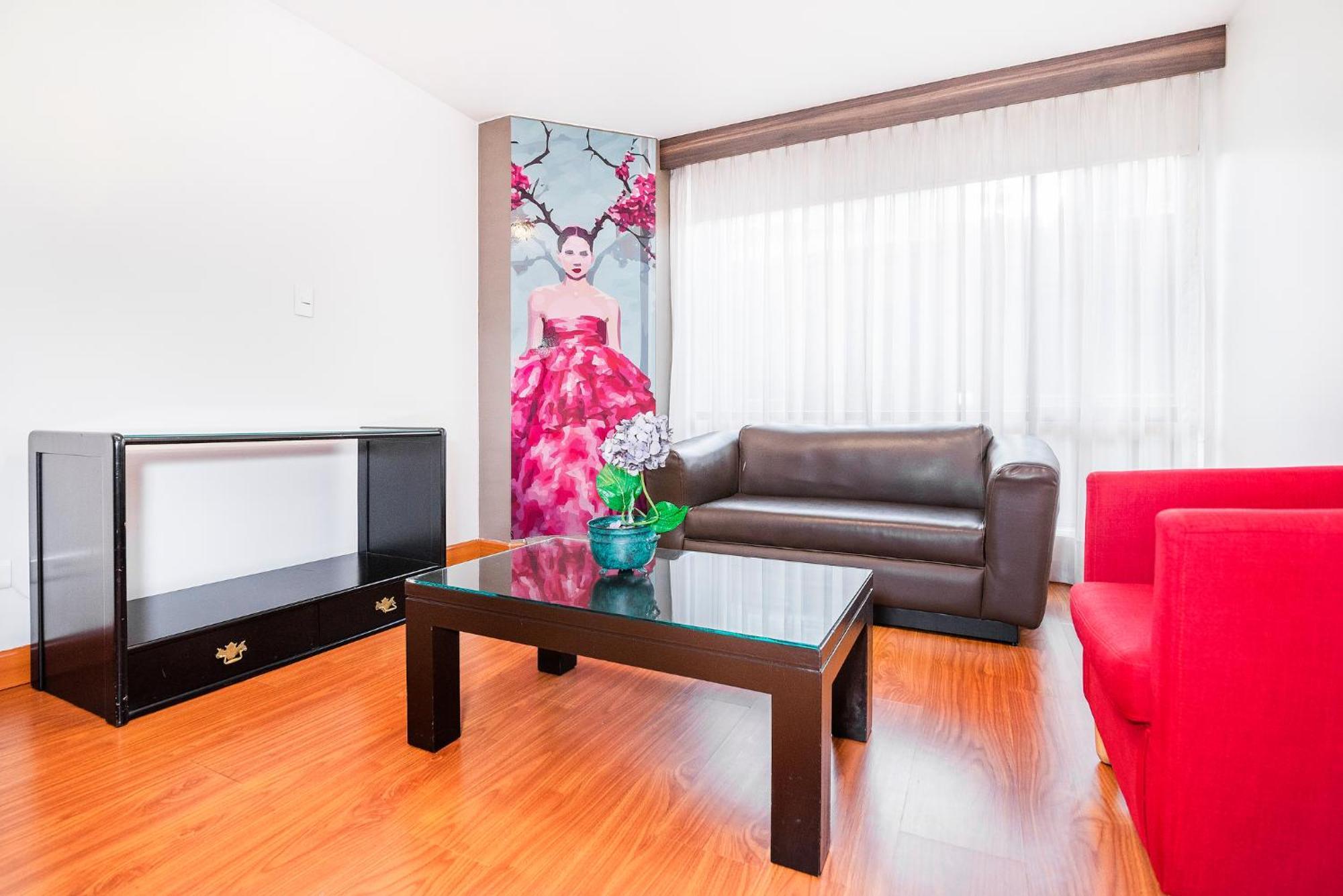 Lloyds Apartasuites Parque 93 Богота Екстериор снимка
