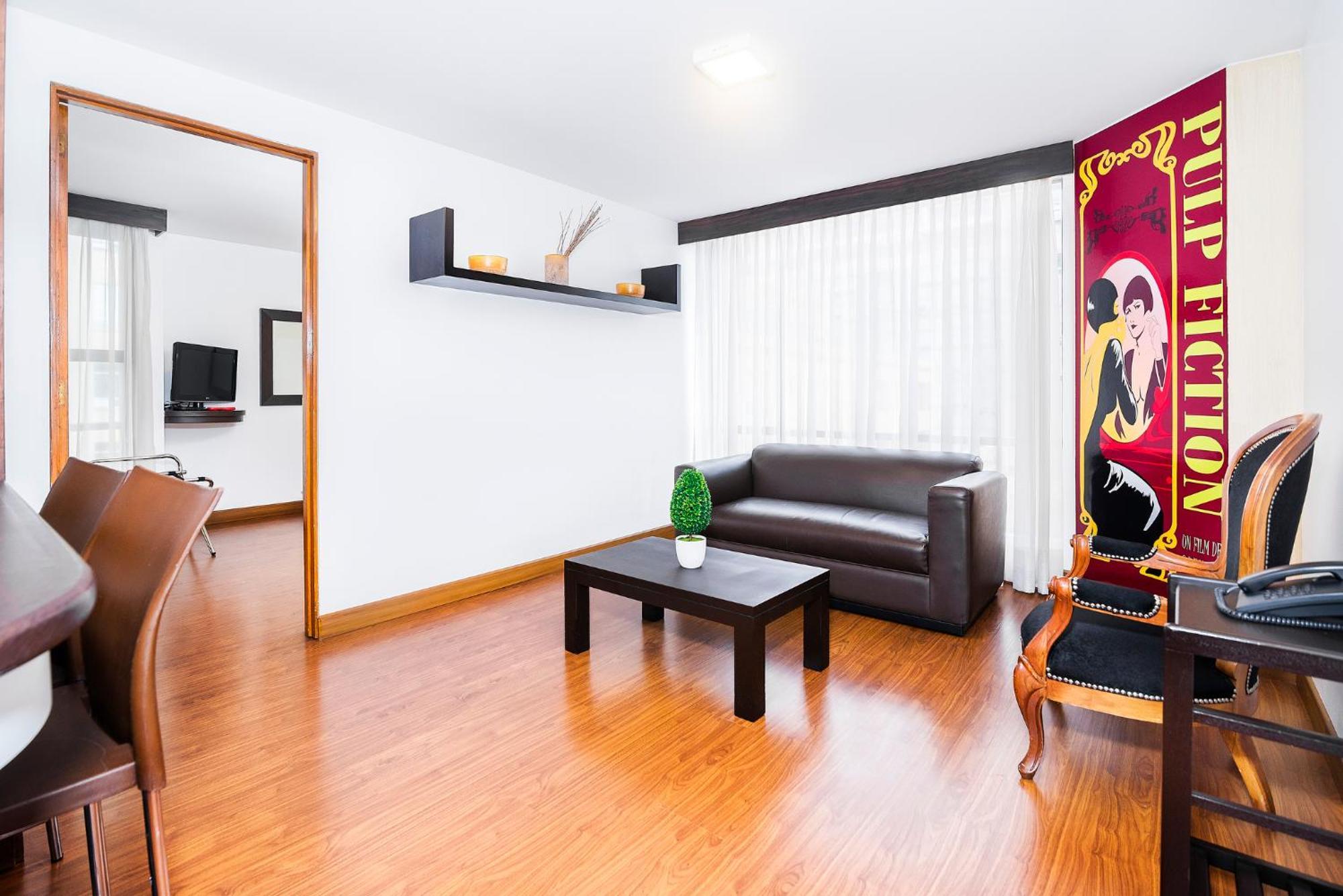 Lloyds Apartasuites Parque 93 Богота Екстериор снимка