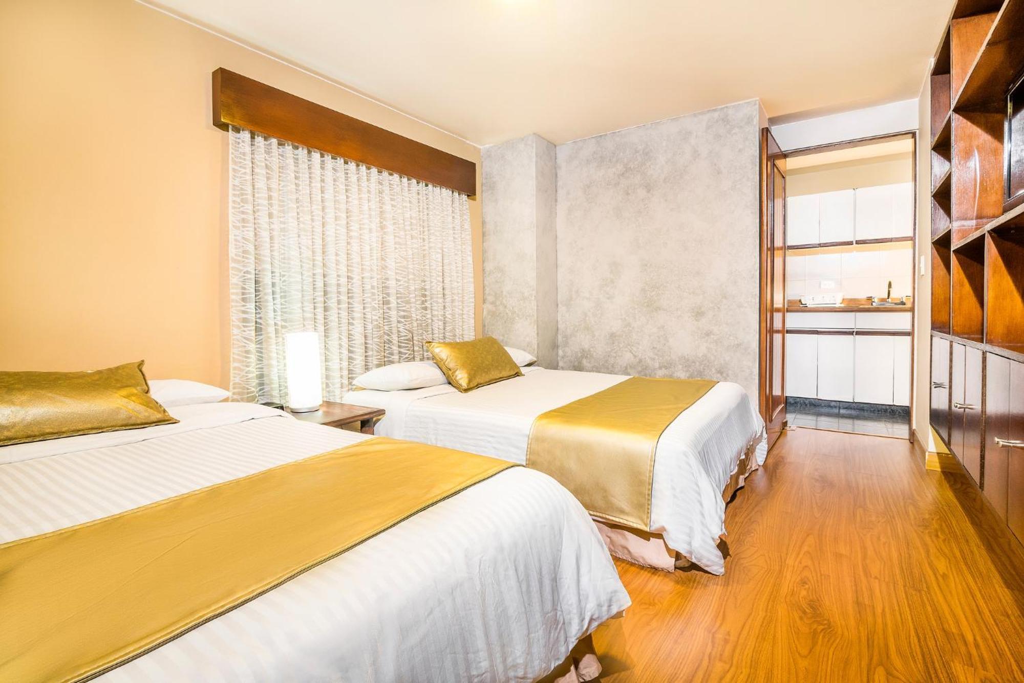 Lloyds Apartasuites Parque 93 Богота Екстериор снимка