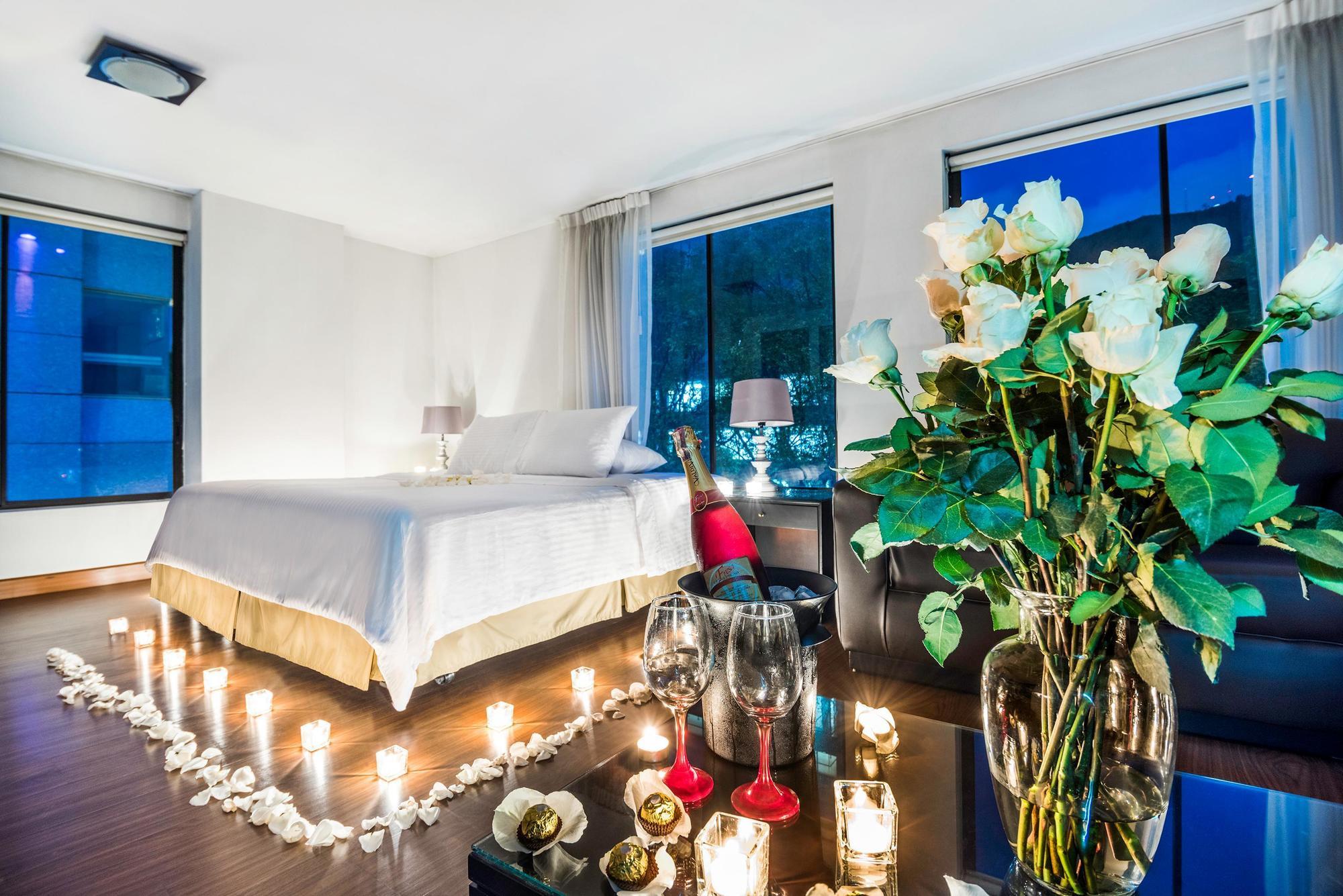 Lloyds Apartasuites Parque 93 Богота Екстериор снимка