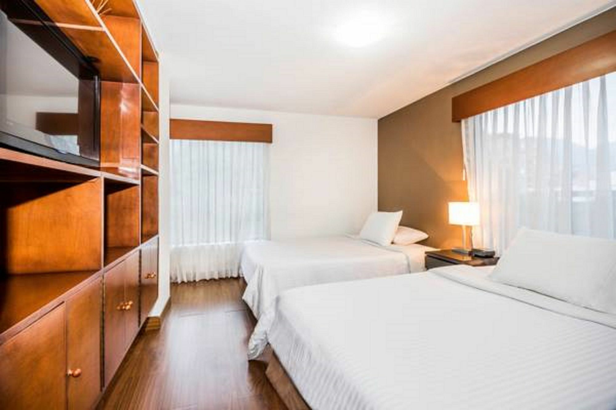 Lloyds Apartasuites Parque 93 Богота Екстериор снимка