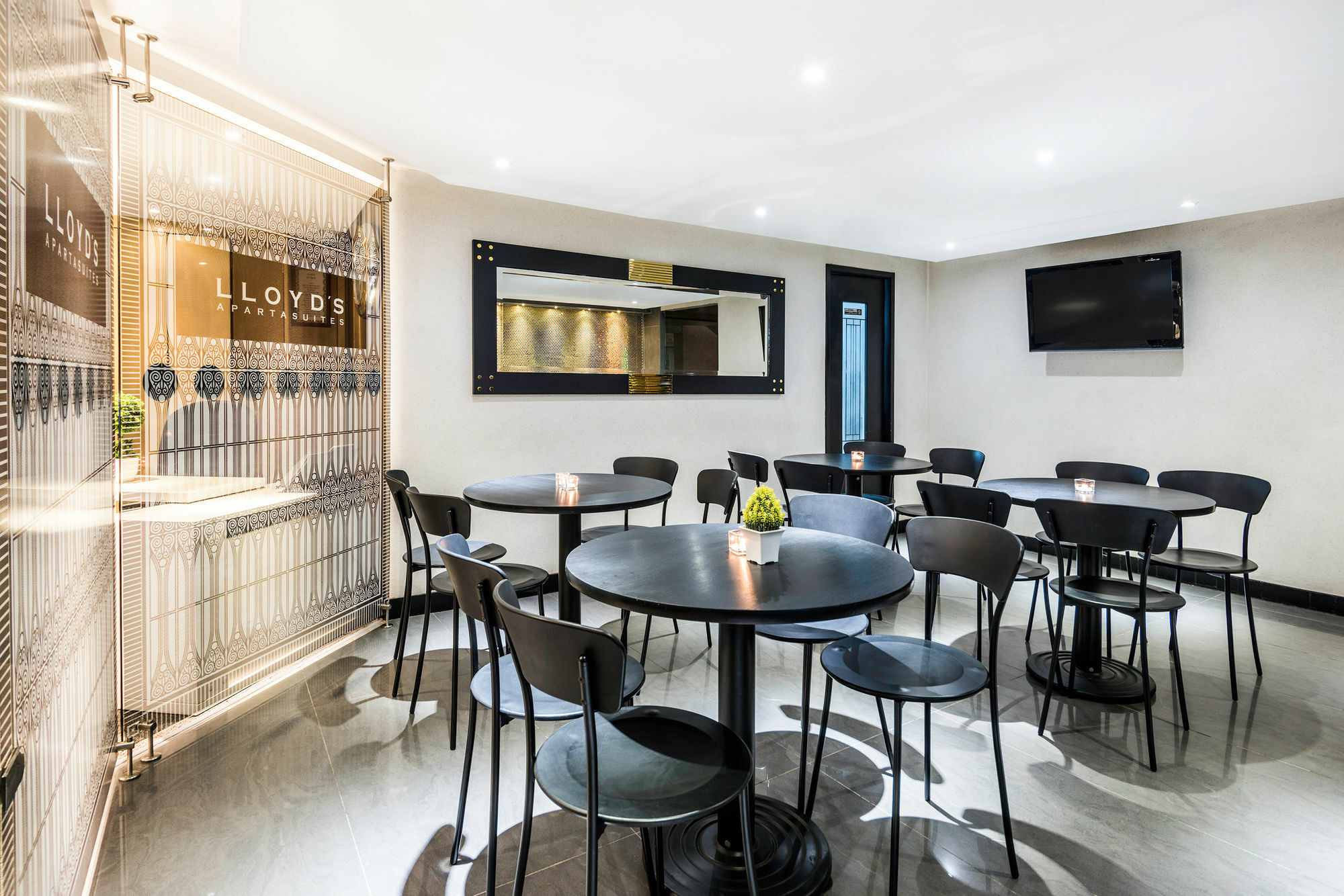 Lloyds Apartasuites Parque 93 Богота Екстериор снимка