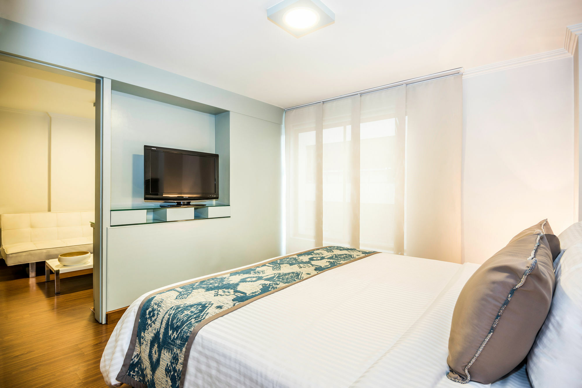 Lloyds Apartasuites Parque 93 Богота Екстериор снимка